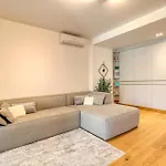 Apartment Modern Gem